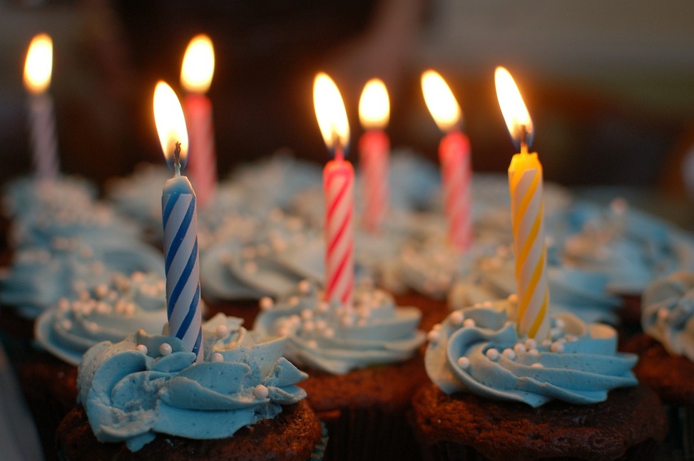 Birthday cupcakes candles